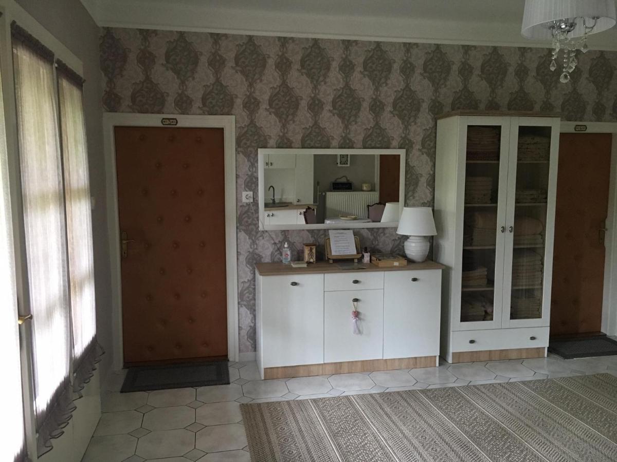 Emma Vendeghaz Hotel Balatonfured Bagian luar foto